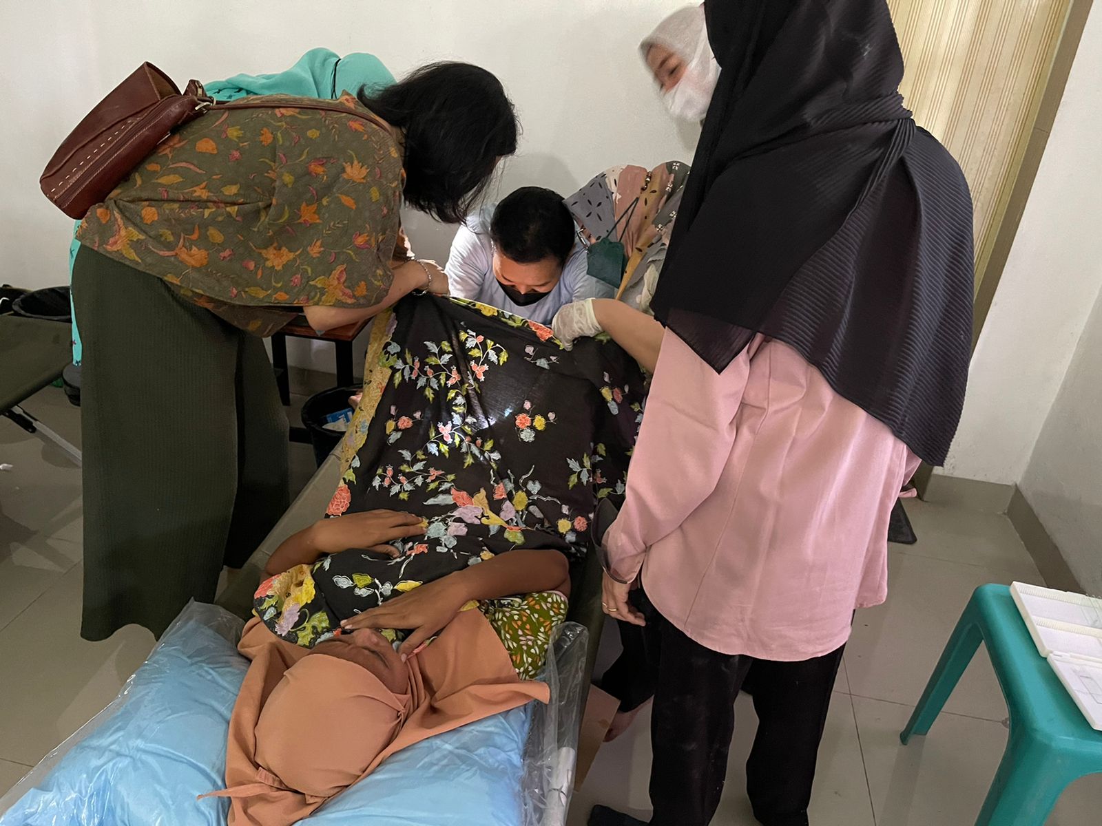 Kegiatan Bakti Sosial Sunatan Massal dan Papsmear Pancing Deli Serdang6